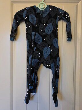 12-18 Months - 100% Cotton Leaf Footed Sleeper - Zippyjamz
